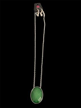 Paparazzi New Green Oval Pendant Necklace